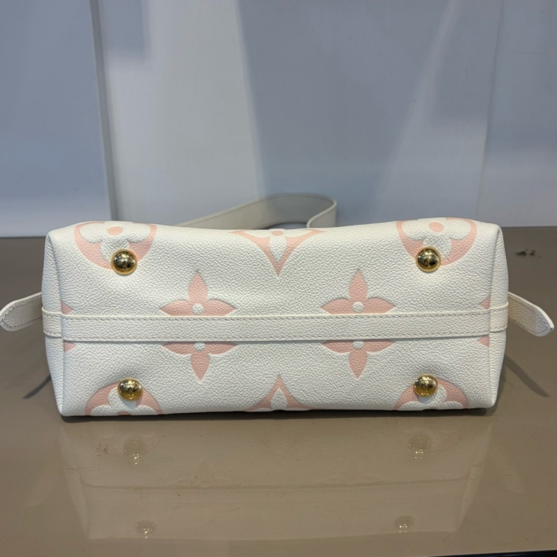 LV 奶油白拼櫻花粉牛皮壓紋CarryAll PM肩斜背包M24141-4