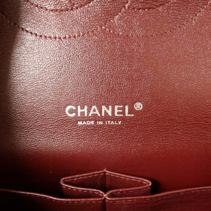 CHANEL 牛皮皮革Maxi Classic鏈帶肩背袋-5