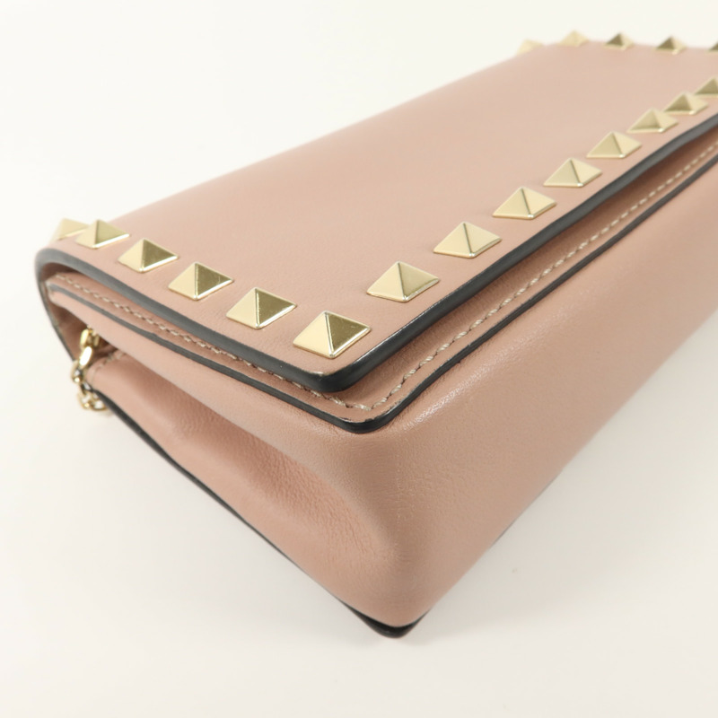 Valentino 牛皮皮革Rockstud WOC鏈帶肩背袋-12
