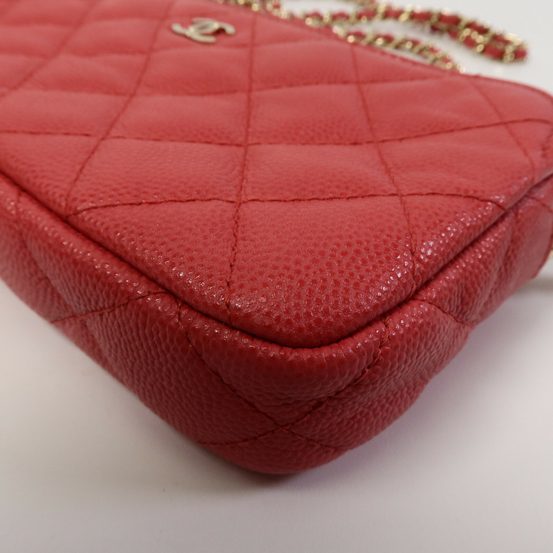 CHANEL 牛皮皮革Zipper Phone Bag鏈帶肩背袋-13