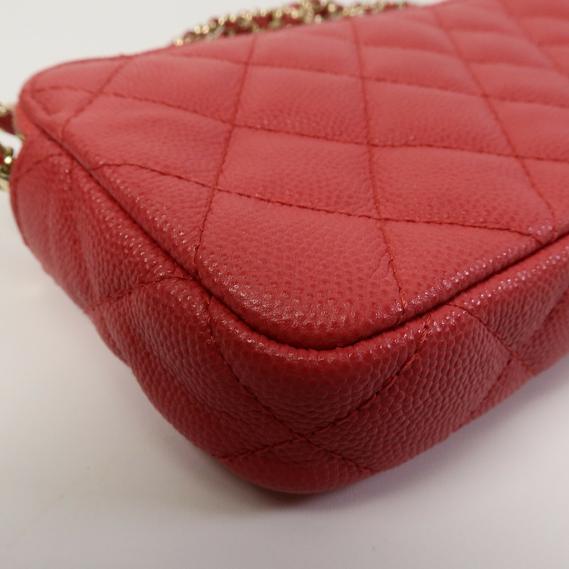CHANEL 牛皮皮革Zipper Phone Bag鏈帶肩背袋-14