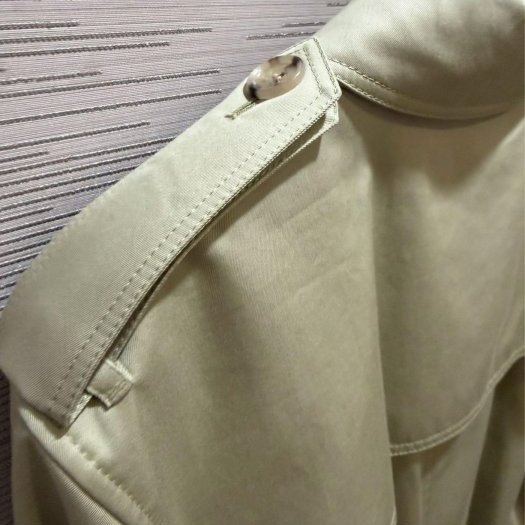 💎Han's house精品服飾💎Burberry 格紋 中長版 風衣 外套 英國製 現貨48 專櫃95000-2