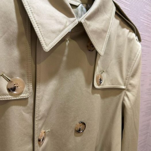 💎Han's house精品服飾💎Burberry 格紋 中長版 風衣 外套 英國製 現貨48 專櫃95000-4