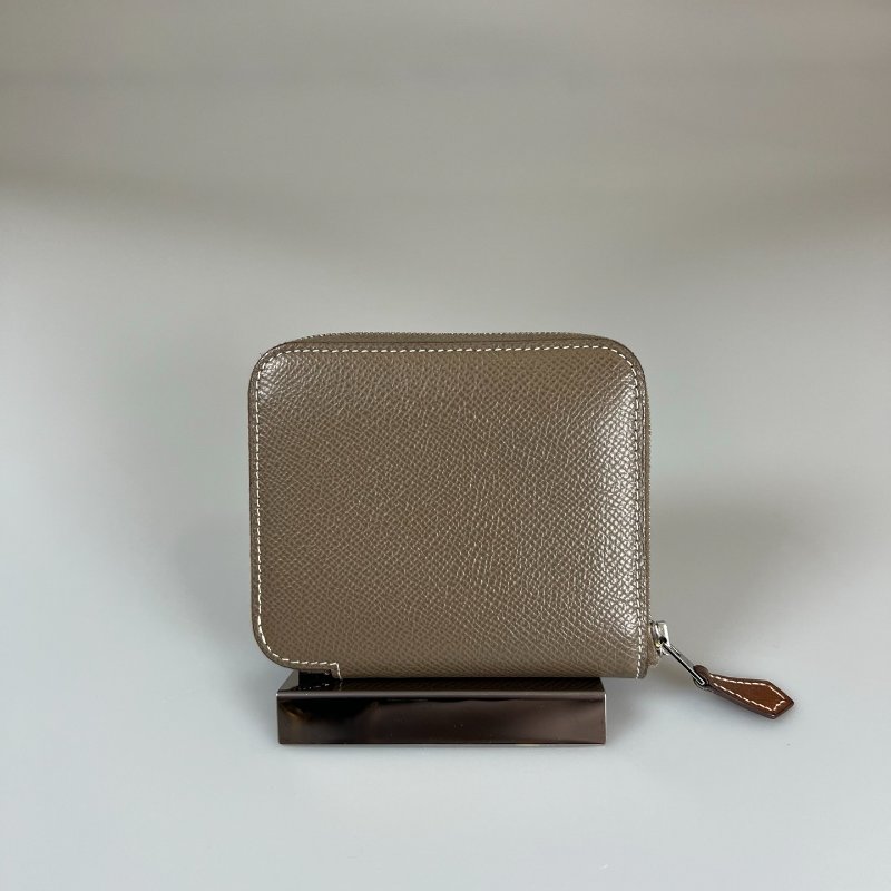 HERMES Z刻 大象灰絲巾短夾-1