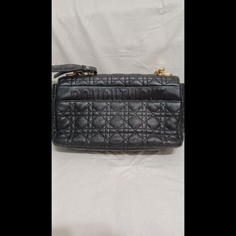 Dior Caro 斜背肩背小牛皮包-1