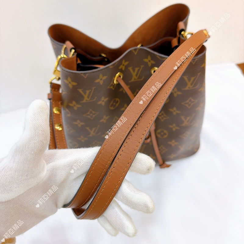 莉亞精品♡ Lv 老花焦糖水桶 二手美包-11