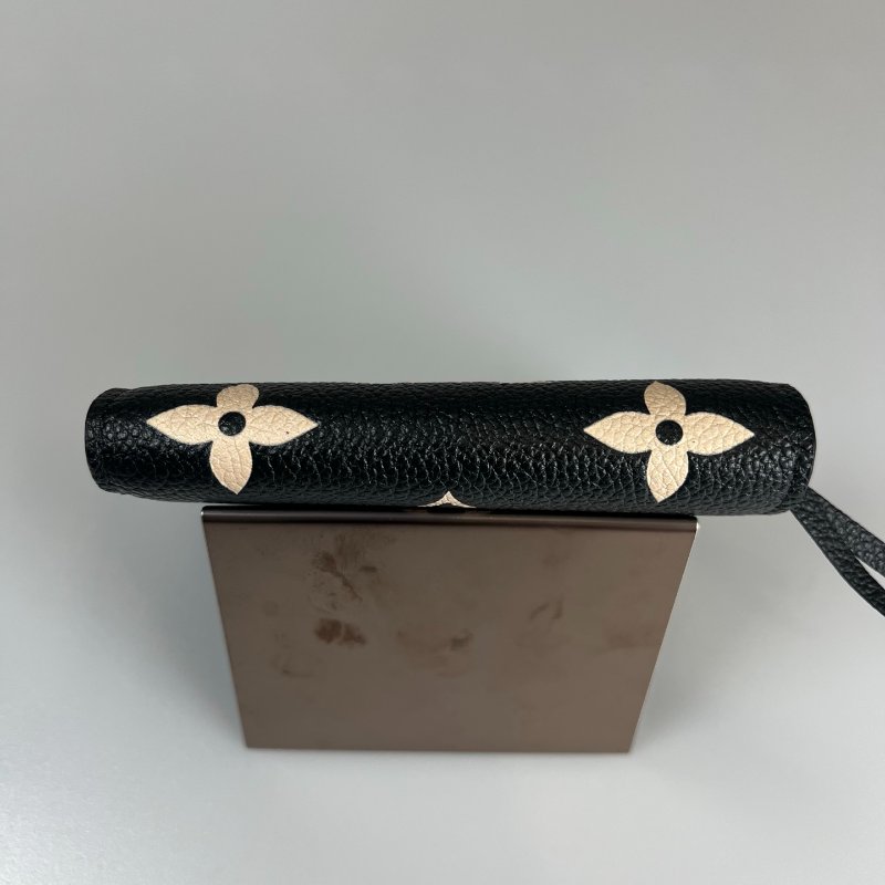 LV M80968/晶片款 黑皮革壓紋Victorine三折短夾-5