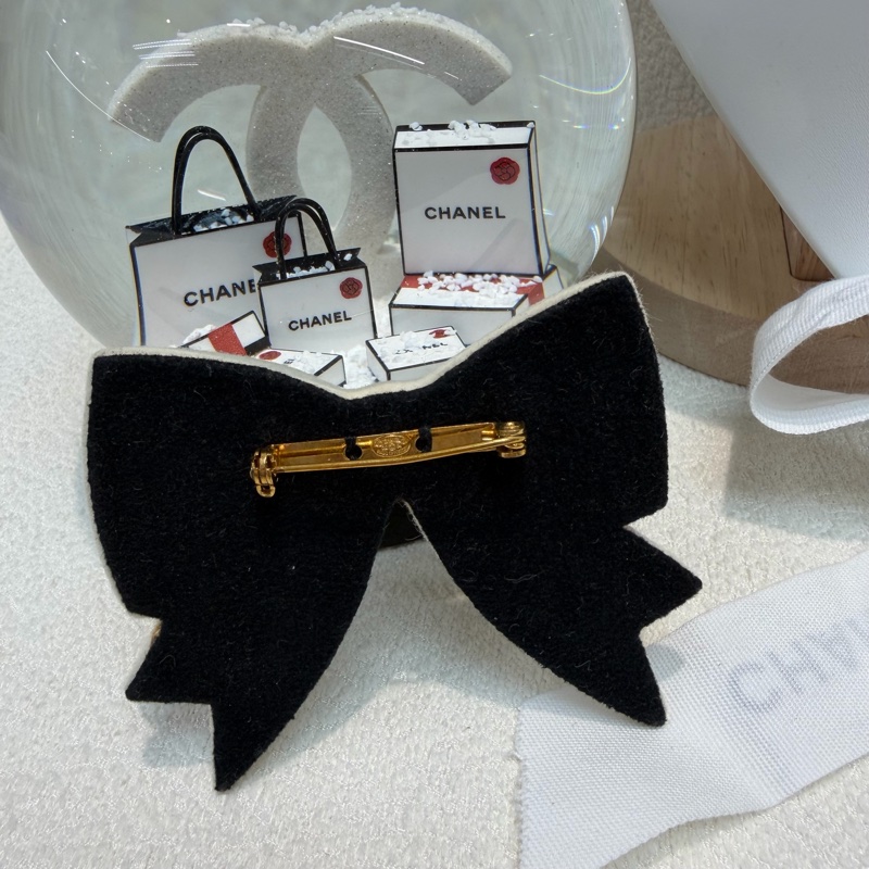 CHANEL經典的復古蝴蝶結胸針XB954-4