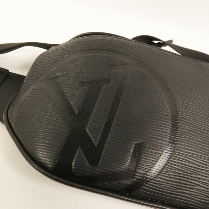 LOUIS VUITTON Epi Circle Bumbag腰包-8