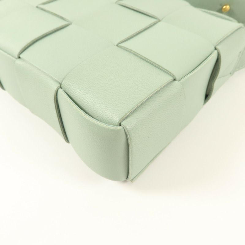 BOTTEGA VENETA 羊皮皮革Cassette Bag Small肩背袋-13