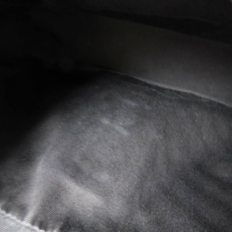 SAINT LAURENT 牛皮皮革Laurent Lou Camera肩背袋-16