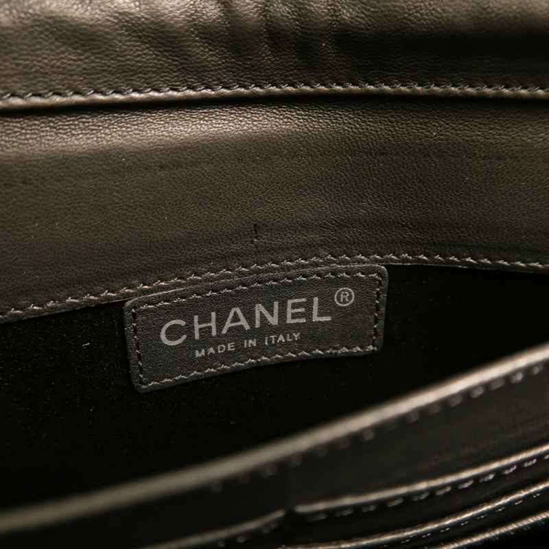 CHANEL 羊皮皮革WOC鏈帶肩背袋-5