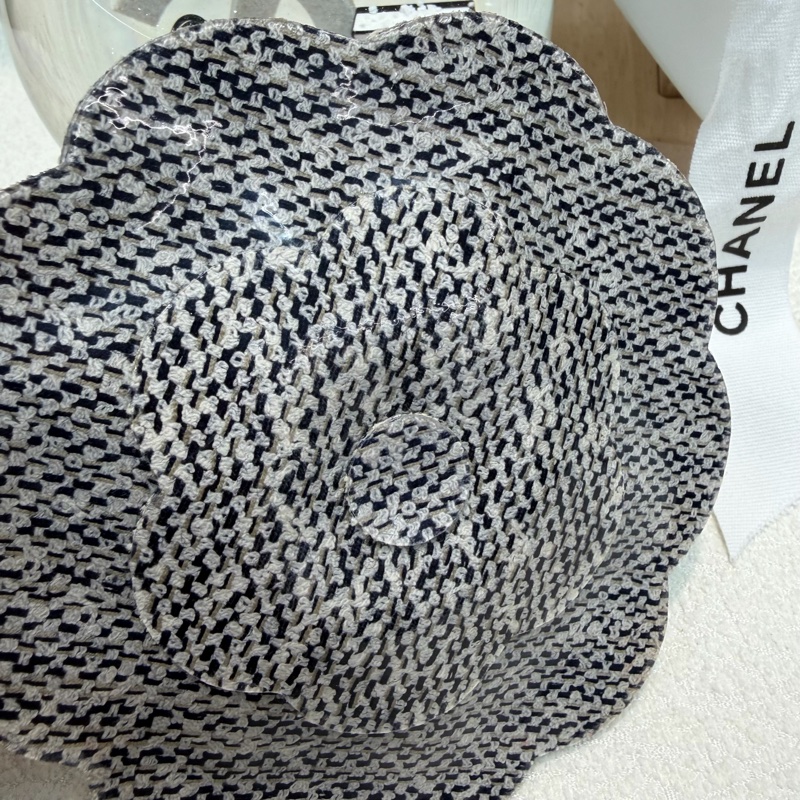 CHANEL黑白山茶花造型胸針XB953-2