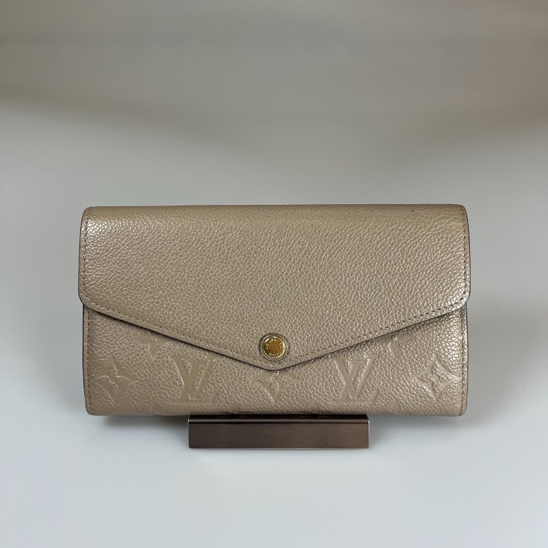 LV M68708 灰色壓紋拚皮革信封長夾-0