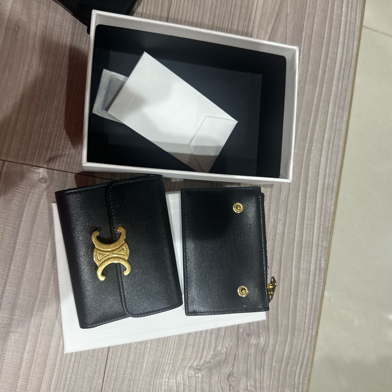 Celine 黑金2用式短夾8新-0