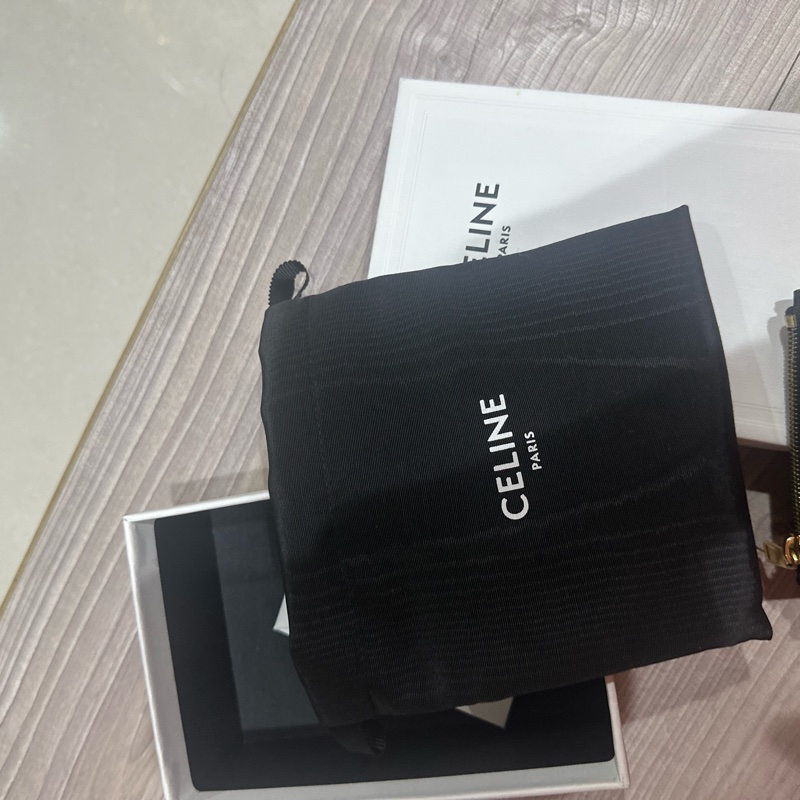 Celine 黑金2用式短夾8新-12