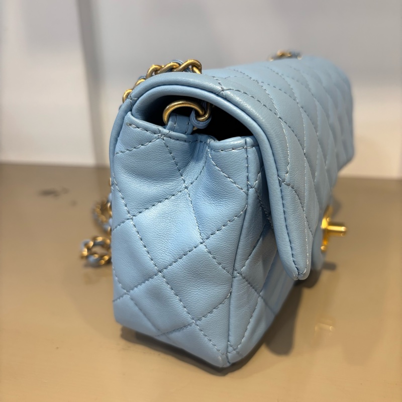 Chanel 天空藍羊皮Coco20金球鏈包AS1787-3