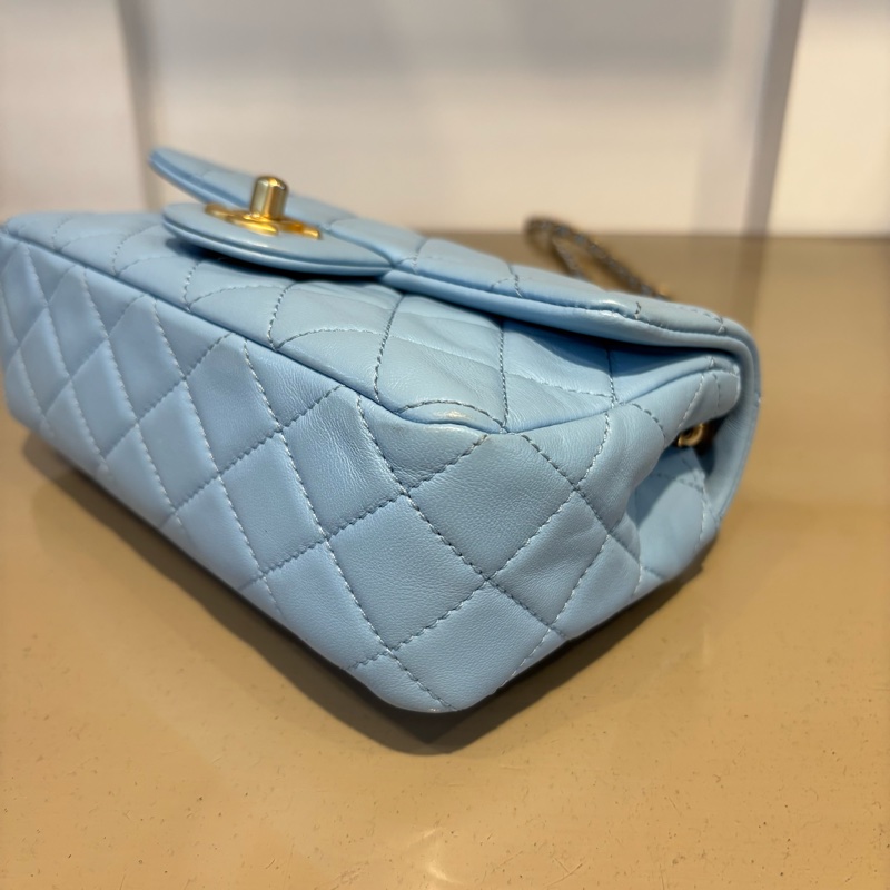 Chanel 天空藍羊皮Coco20金球鏈包AS1787-7