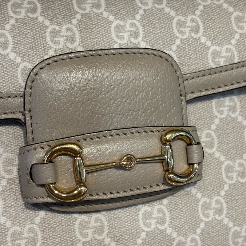 Gucci 燕麥色Horsebit1955肩斜背包-1