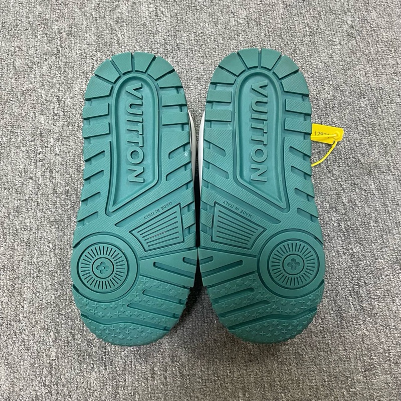 LOUIS VUITTON/路易威登(有盒)小胖丁低幫板鞋 95新 37.5 碼-6