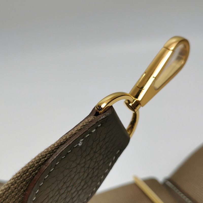Hermes Evelyne29鏤空肩背包Clemence(TC)牛皮金扣18etoupe大象灰Y刻-22
