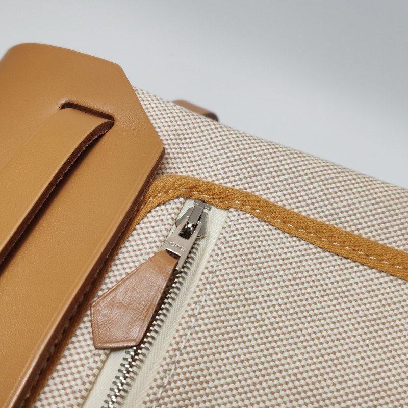 Hermes Herbag31狂躁的新娘馬鞍釘鎖扣單肩包帆布Hunter牛皮銀扣棕色淺米色Z刻-14