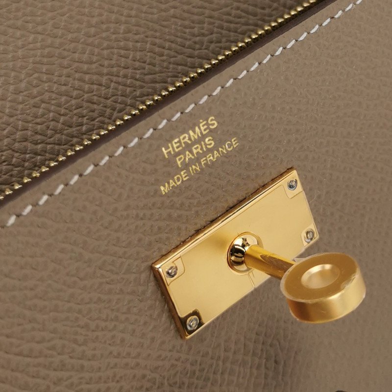 Hermes Kelly凱莉包大純色旋扣皮夾Epsom牛皮金扣18etoupe大象灰C刻-6