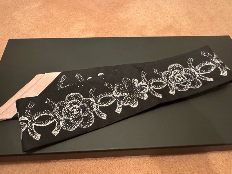 Chanel bandeau 絲巾-0
