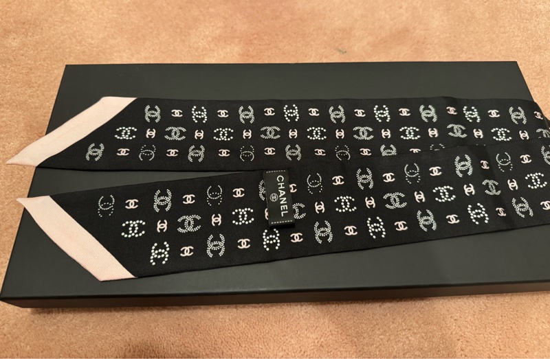 Chanel bandeau 絲巾-2