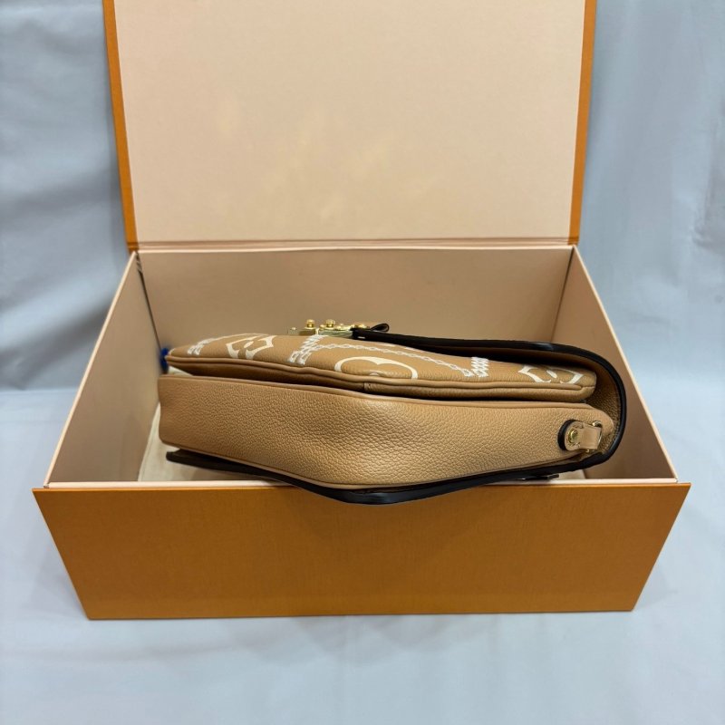 LV Pochette Metis郵差包 芯片款 奶茶色 25*19*7 98新配件塵袋盒子-6