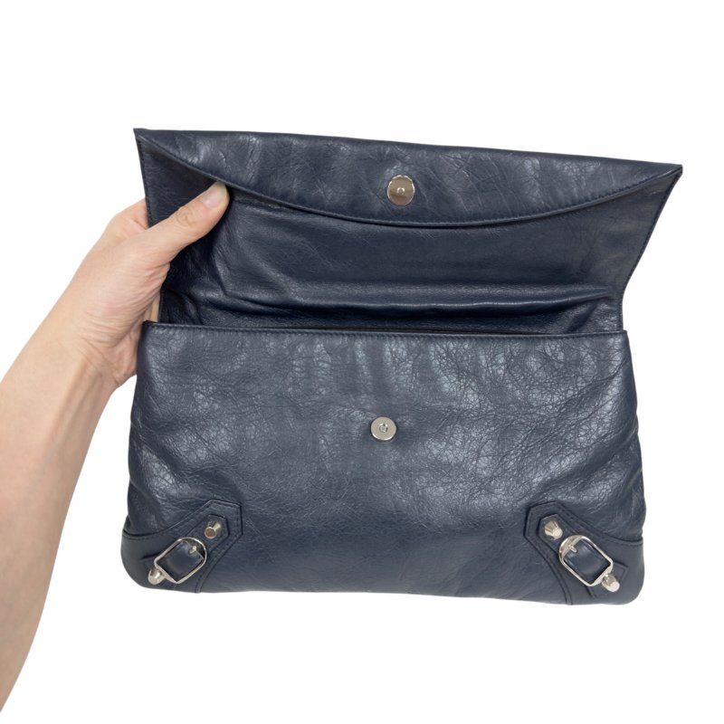BALENCIAGA City Envelope 斜揹袋-13