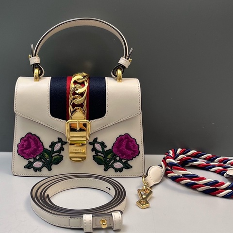GUCCI塞爾維亞白色花卉刺繡box牛皮小號