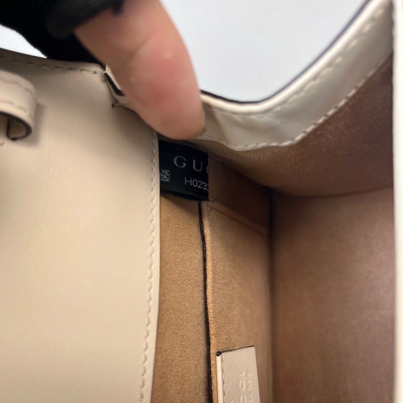 GUCCI塞爾維亞白色花卉刺繡box牛皮小號-6