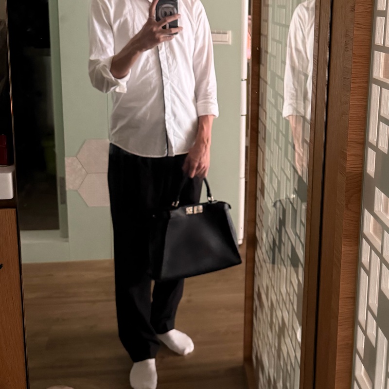 黑色牛皮Peekaboo 兩用包 8BN290-2
