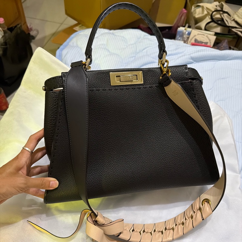 黑色牛皮Peekaboo 兩用包 8BN290-6