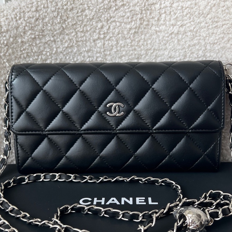 Chanel香奈兒黑銀長款錢包 經典菱格紋 羊皮材質-0