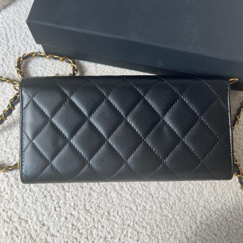 Chanel 香奈兒康鵬翻蓋長款錢包-1