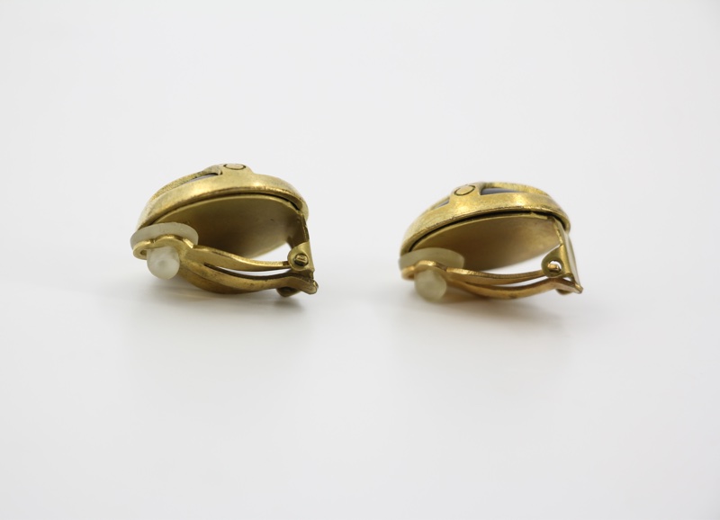 Chanel Vintage 94A 鍍金樹脂金黑色十字耳環-4