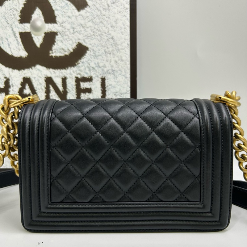 Chanel/香奈兒 黑金光面牛Leboy 小號-1