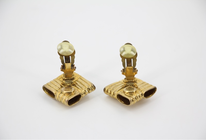 Chanel Vintage 96P 鍍金菱形金色耳環-4