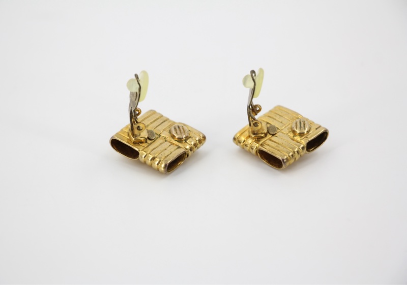 Chanel Vintage 96P 鍍金菱形金色耳環-5