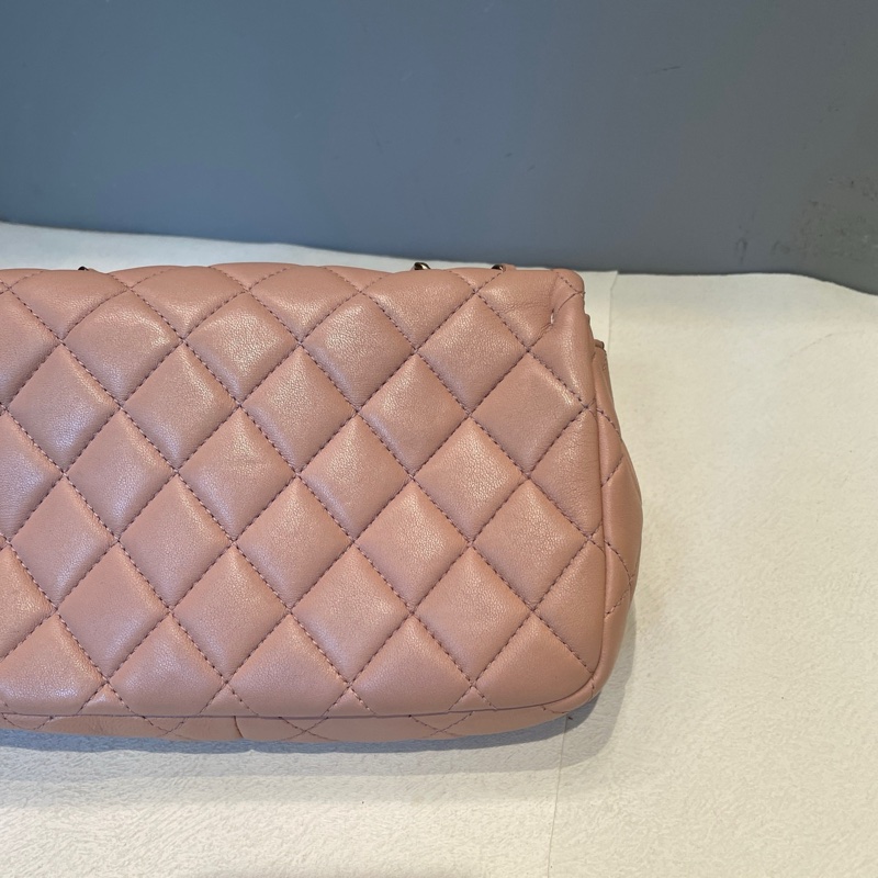 Chanel 香奈兒 櫻花粉色金扣14K羊皮季節款cf鏈條包20*12*5-16
