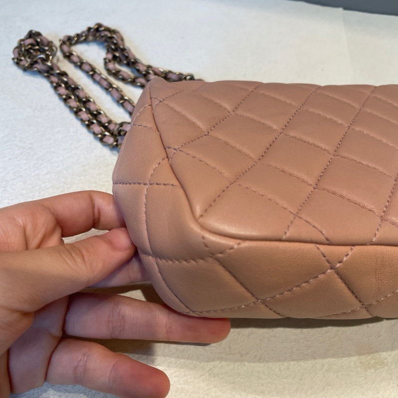 Chanel 香奈兒 櫻花粉色金扣14K羊皮季節款cf鏈條包20*12*5-17
