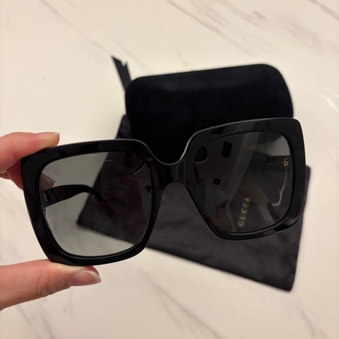 Gucci帶鑽墨鏡 有防塵盒子