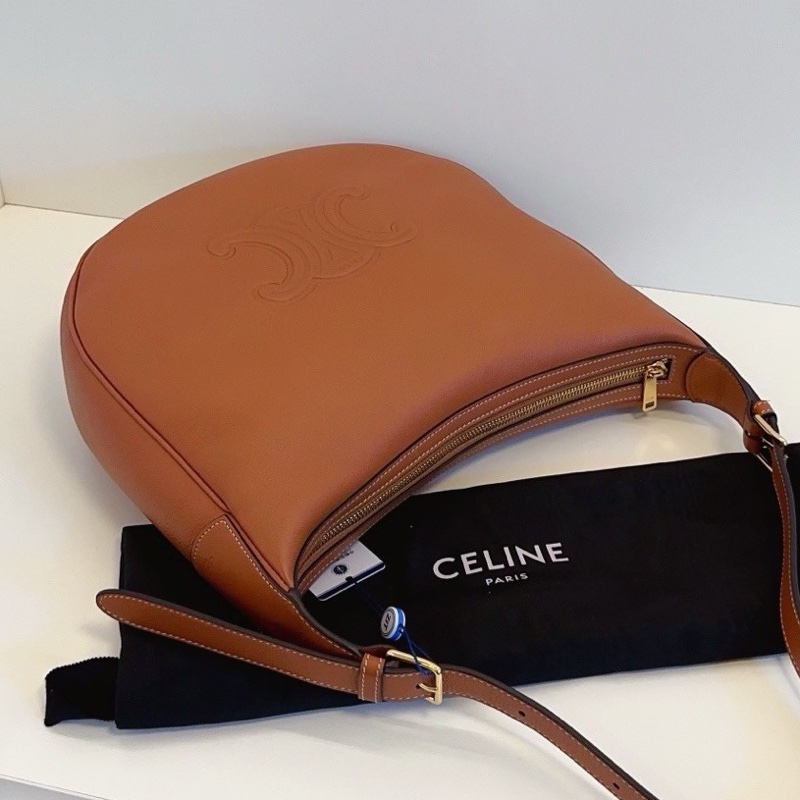 CELINE賽琳焦糖色浮雕凱旋門Heloise Hobo中號現貨-16