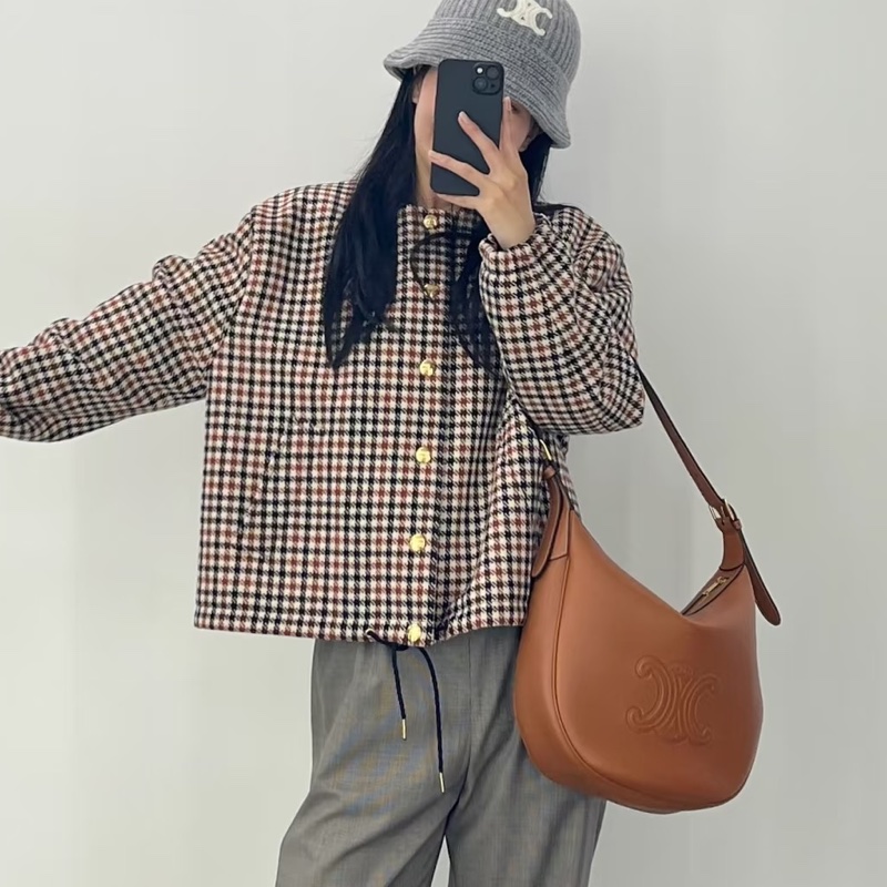 CELINE賽琳焦糖色浮雕凱旋門Heloise Hobo中號現貨-29