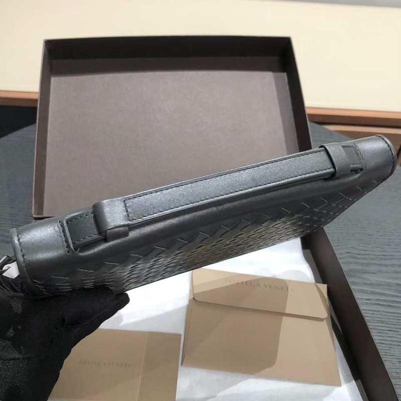 Bottega Veneta葆蝶家黑色編織手拿包-6