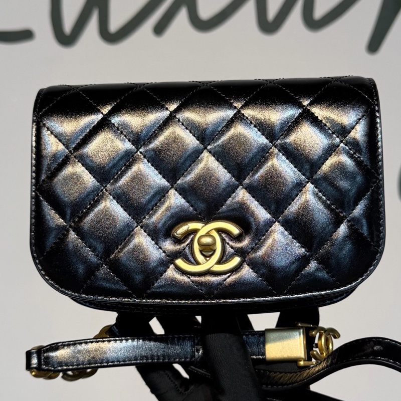 CHANEL 香奈儿 22A 马鞍挎包 黑金油蜡牛皮-0