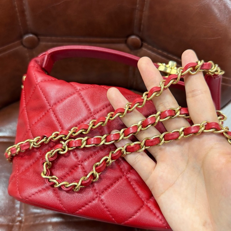 CHANEL 香奈兒 19bag Hobo 飯盒鏈條包 紅色菱格紋金扣羊皮-3
