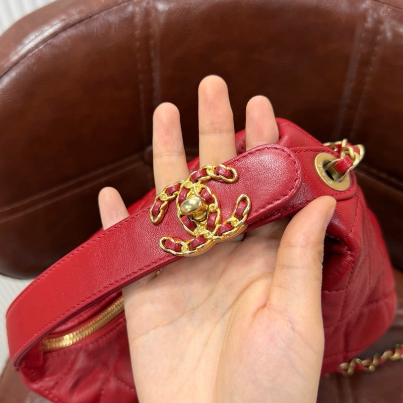 CHANEL 香奈兒 19bag Hobo 飯盒鏈條包 紅色菱格紋金扣羊皮-5